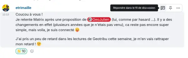 Bouton pour créer un nouveau fil de discussion au survol d'un message